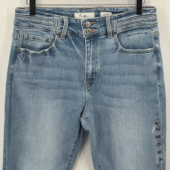 KanCan Signature High Rise Classic Skinny Distressed Jeans - NWOT- Size 28S - Picture 3 of 8